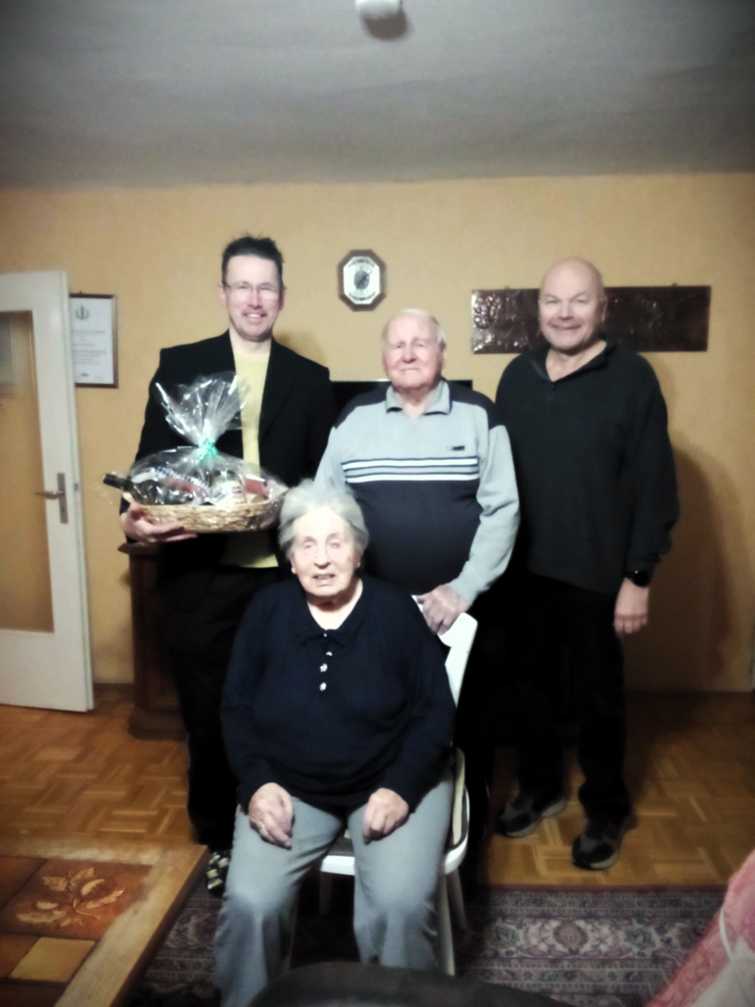 Luise und Hans Staudinger feiern ihre Eiserne Hochzeit.